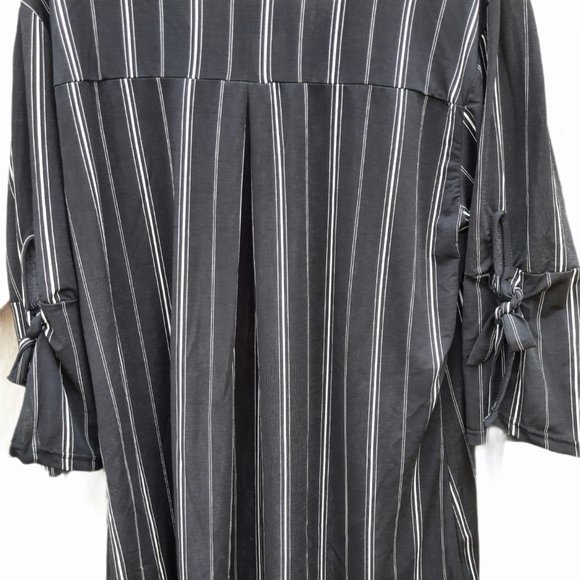 Lildy Black and White striped split sleeve tunic - Picture 8 of 9